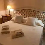Вілла Golf In Marbella, Frontline Golfvilla In Rioreal Golf *
