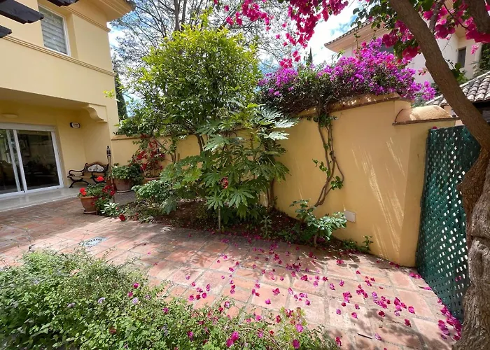 Golf In Marbella, Frontline Golfvilla In Rioreal Golf Villa Marbella