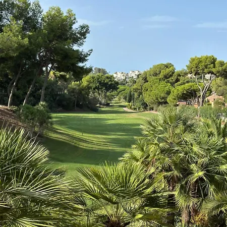 Golf In Marbella, Frontline Golfvilla In Rioreal Golf Марбелья