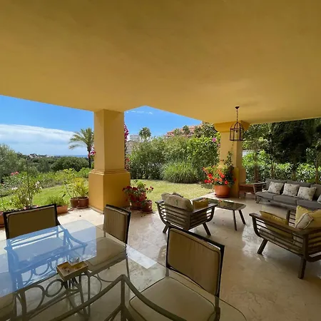 Golf In Marbella, Frontline Golfvilla In Rioreal Golf Вилла Марбелья