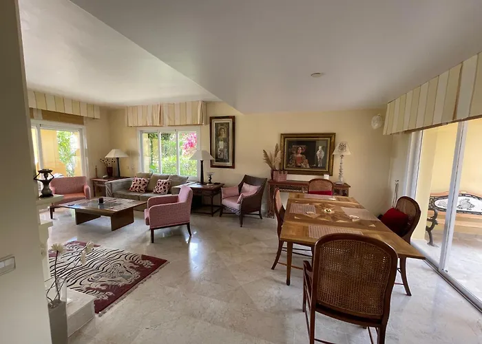 Golf In Marbella, Frontline Golfvilla In Rioreal Golf Vila *